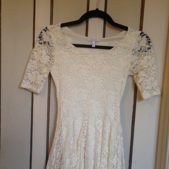 dELIA*s cream lace dress - Picture 2 of 6
